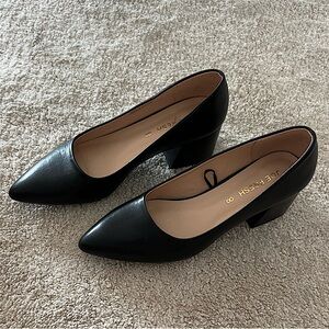 BRAND NEW Joe Fresh black heels